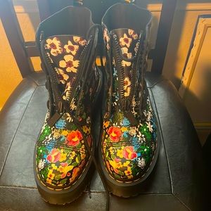Beautiful flower Airwair Martens Brand New Without Tags or Box
